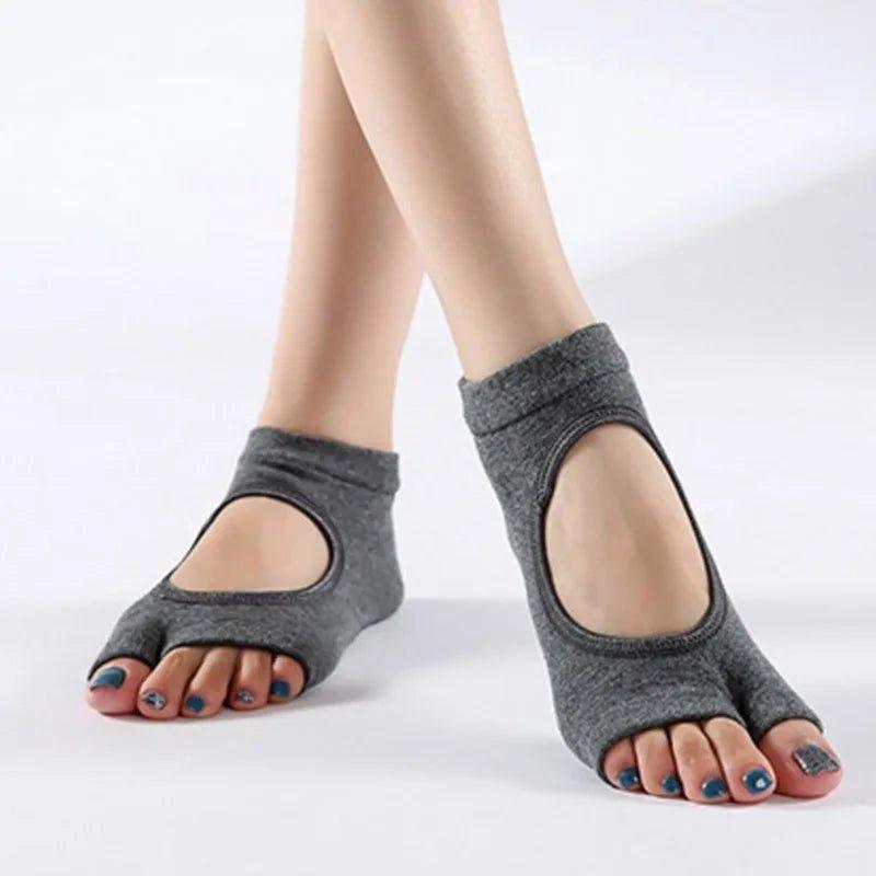 AirToe™ - Chaussettes Antidérapantes de Pilates à Orteils Apparents - Osmose Pilates Shop