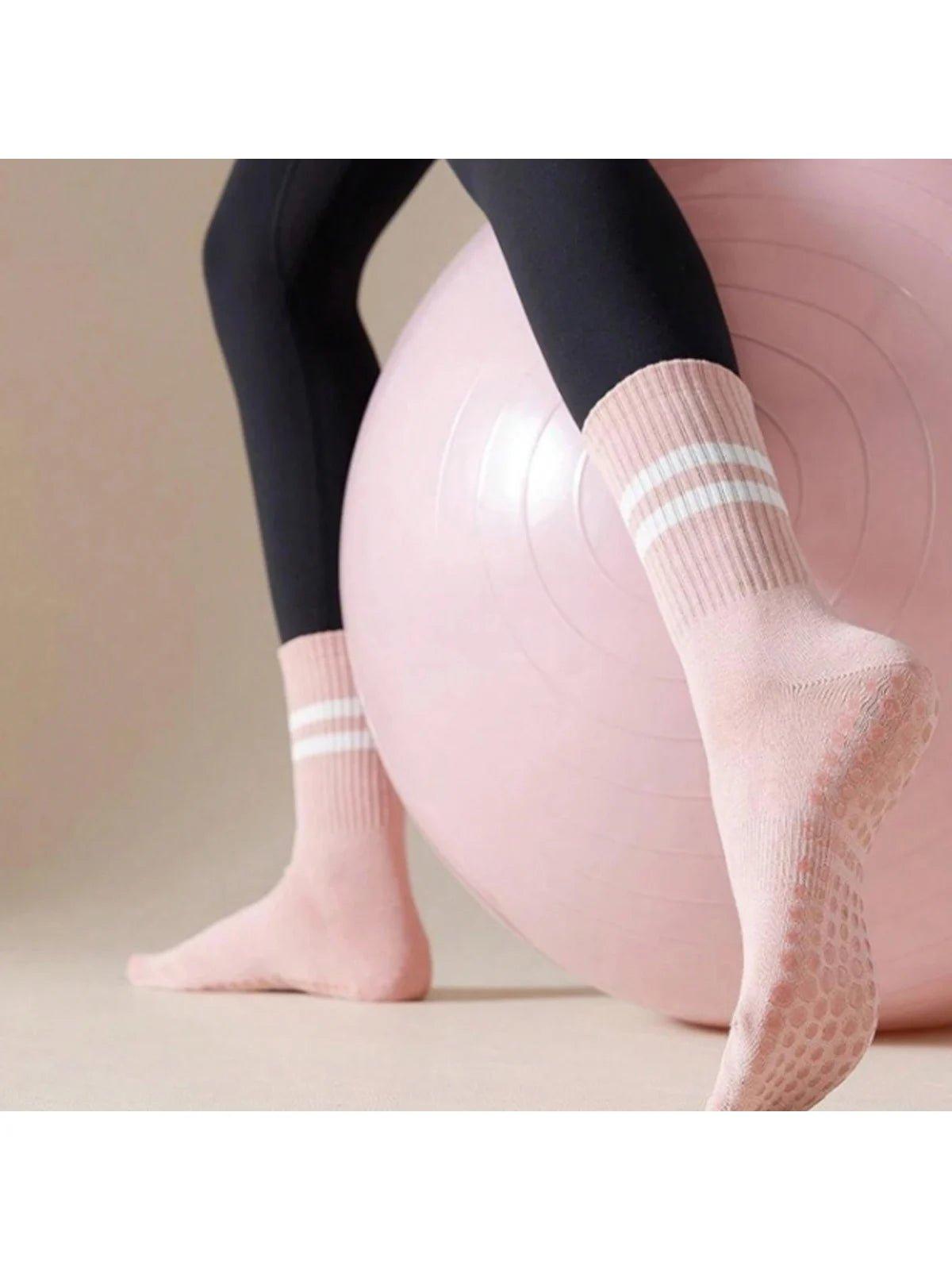 Lot de 4 paires de chaussettes antidérapantes - Osmose Pilates ShopLot de 4 paires de chaussettes antidérapantesOsmose Pilates ShopOsmose Pilates Shop