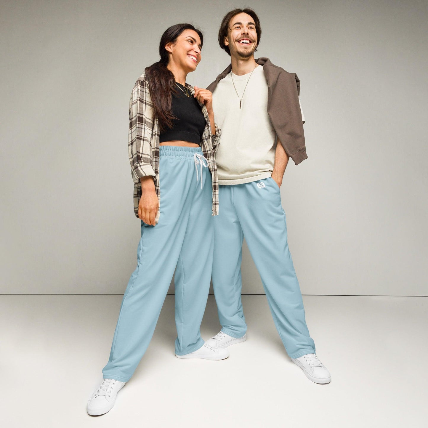 Pantalon de sport large all over unisexe Celestial Blue™ - Osmose Pilates ShopPantalon de sport large all over unisexe Celestial Blue™Osmose Pilates ShopOsmose Pilates Shop