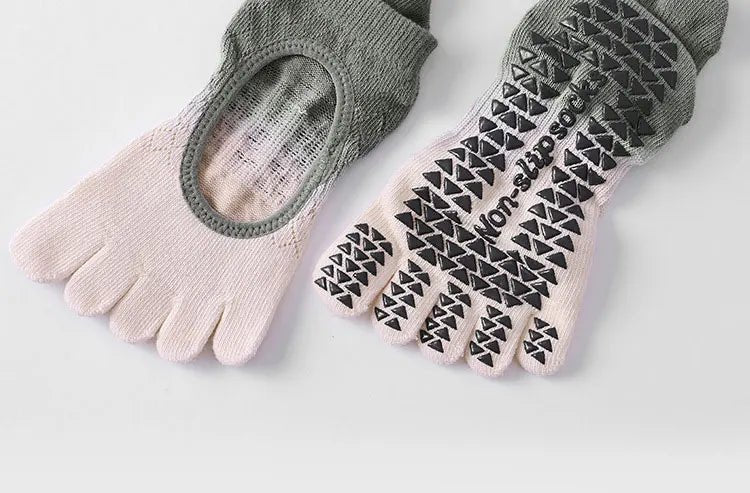 FlexToe™ - Chaussettes Pilates à Orteils Séparés pour femmes - Osmose Pilates ShopFlexToe™ - Chaussettes Pilates à Orteils Séparés pour femmesFitness®UNIVERS PHYSIO PILATES BY EYAOsmose Pilates Shop